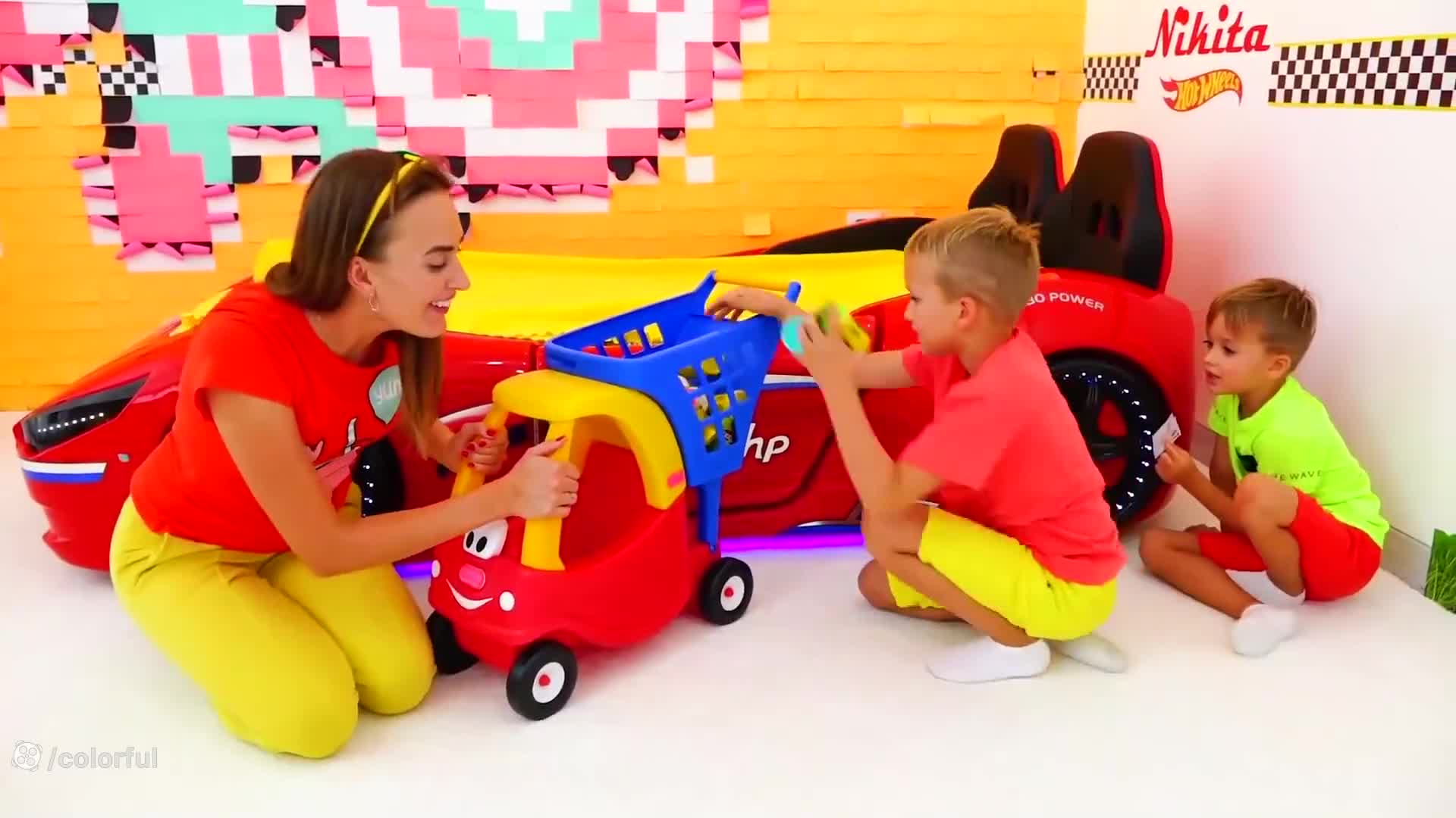 سرگرمی کودک کارتون ولاد: خمیربازی!