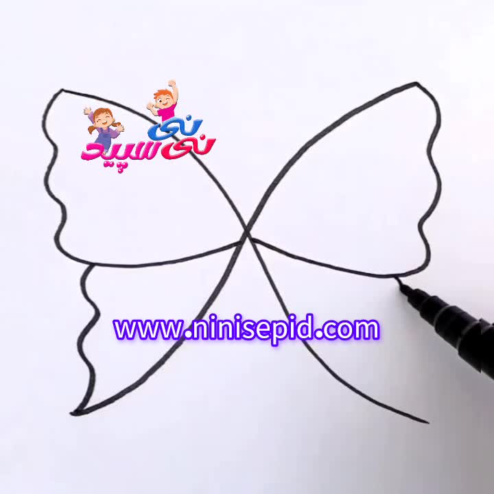 نقاشی پروانه کودکانه