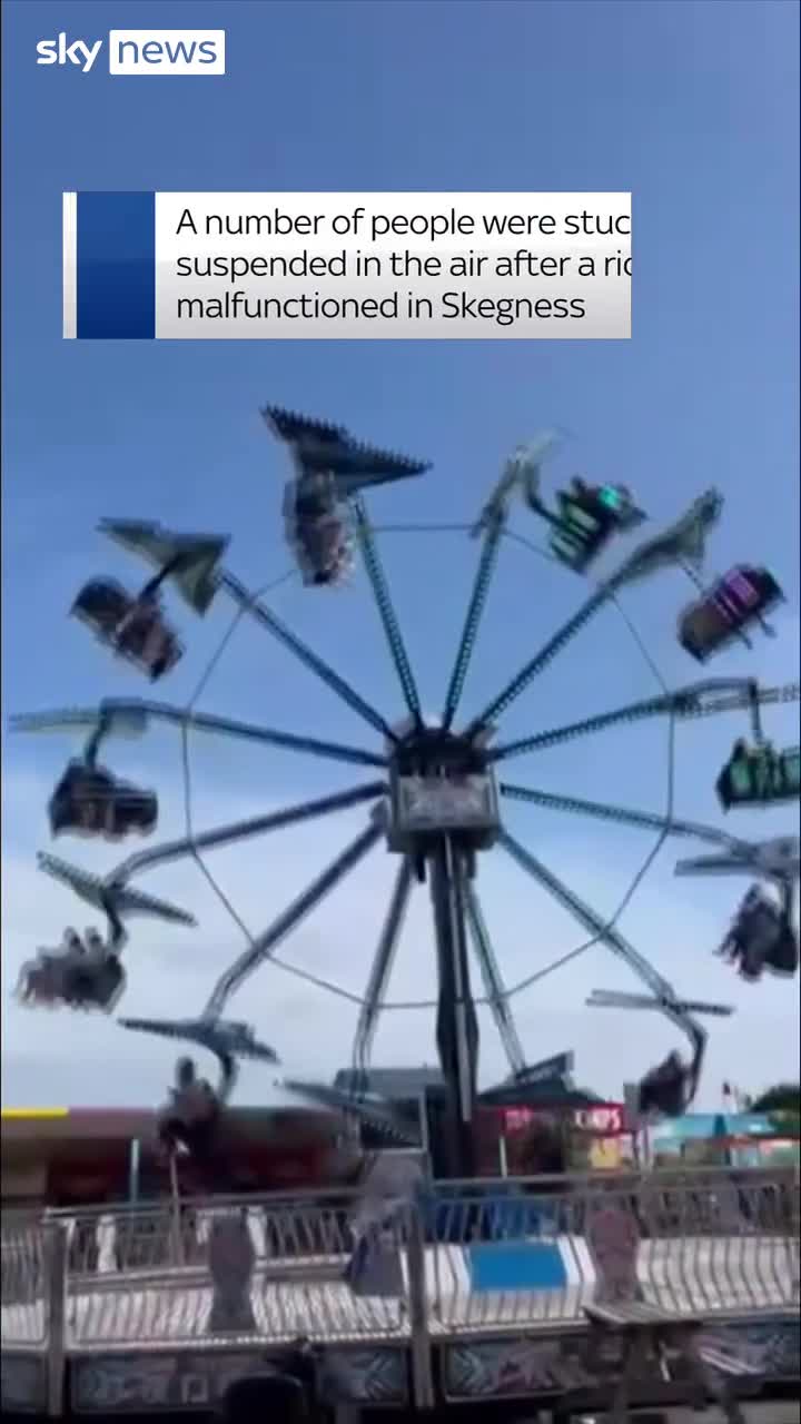 ویدیوی منتشر شده از لحظه وحشتناک خراب شدن چرخ‌وفلک در ساحل | جیغ‌های مردم