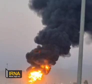   تصاویر اولیه از آتش‌سوزی شدید در پارکینگ مرز پرویزخان