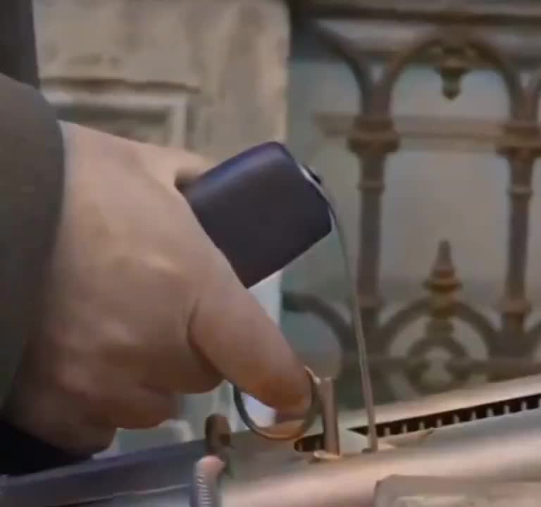   دستگاه زنده‌گیر دزد در سال ۱۹۶۹