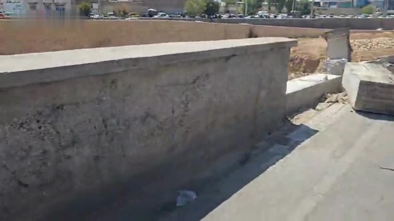   ریزش پل کنارگذر پیرنیا در شیراز