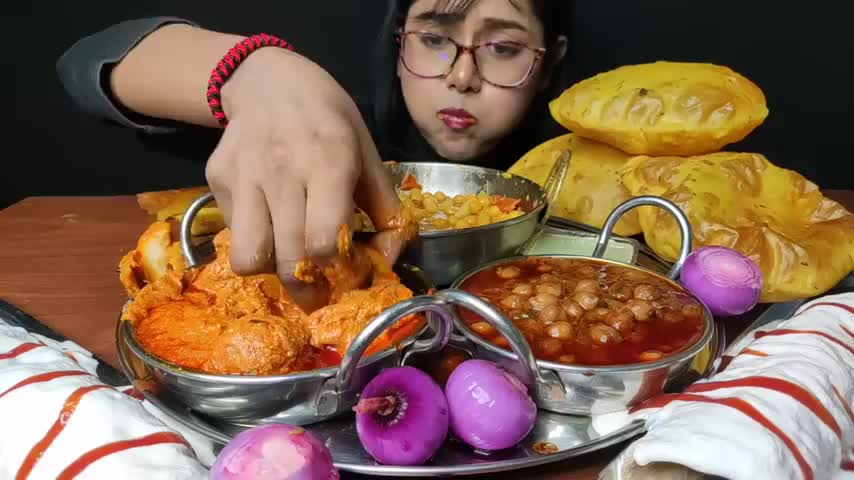 ویدیو جدید چالش غذایی موکبانگ هندی 16