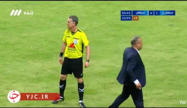   کنایه گزارشگر بازی استقلال به برگزاری بازی پرسپولیس در قزوین