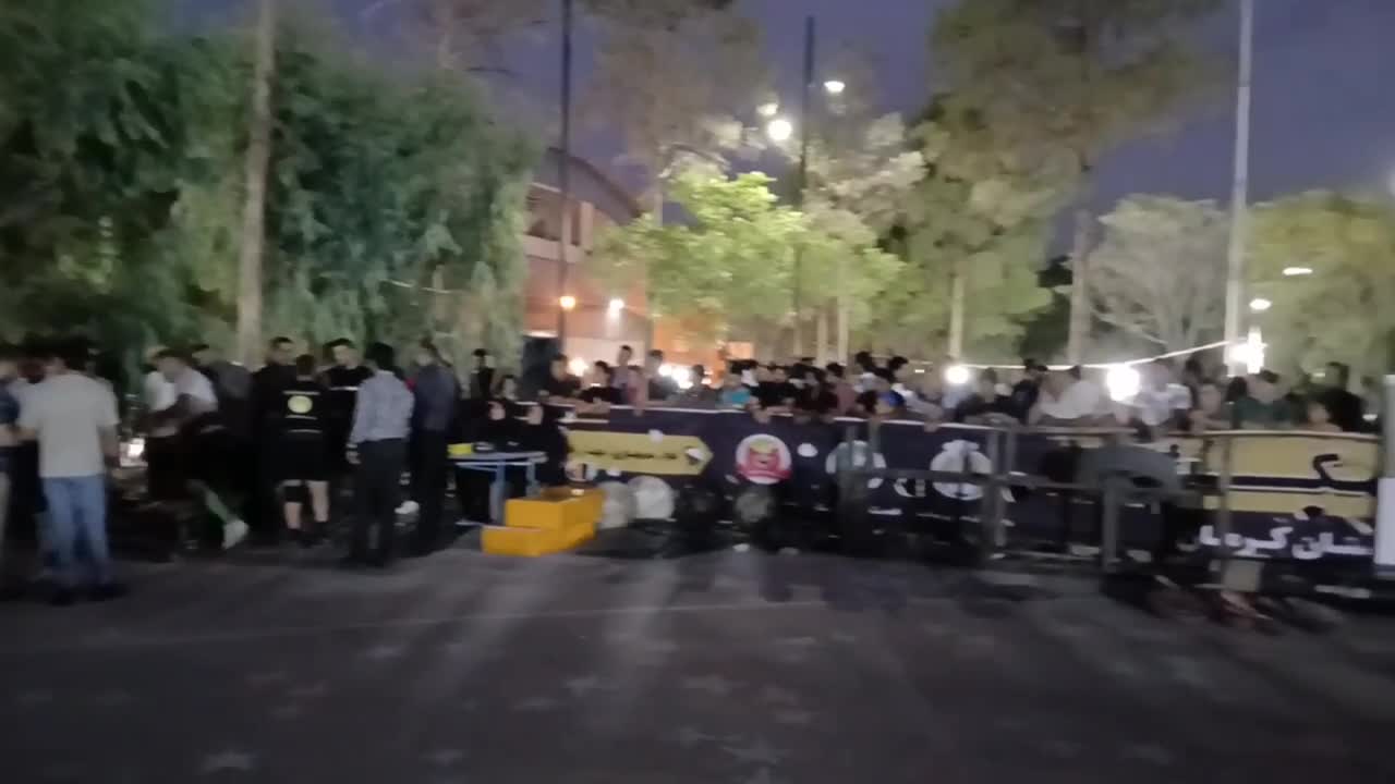   عجیب اما واقعی؛ برگزاری مسابقات قوی‌ترین مردان استان کرمان در خاموشی کامل!