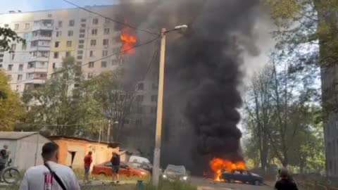   تصاویر دلخراش از حمله روسیه به یک ساختمان مسکونی در خارکیف اوکراین