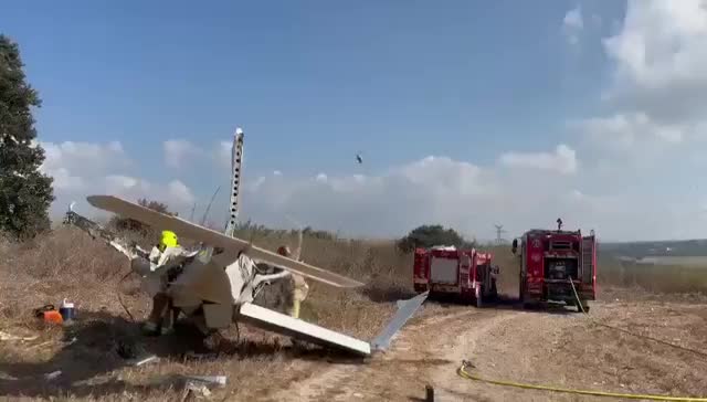   تصاویر تازه از محل سقوط هواپیما در حیفا