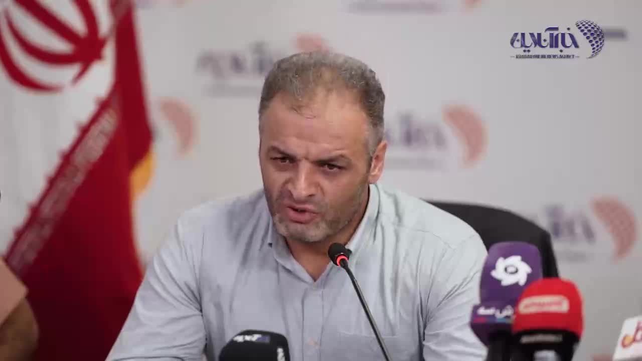  انوشیروانی: خود منتقدان تا به حال عذرخواهی کرده‌اند؟