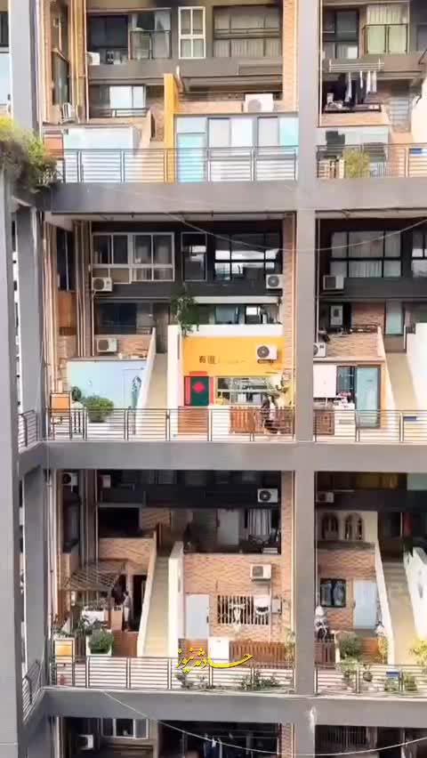   ویدیویی پربازدید از واحدهای مسکونی عجیب در چین