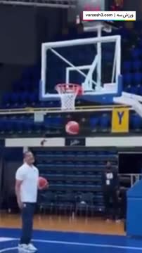 پرتاب‌های باورنکردنی استفن کری بسکتبالیست آمریکایی حاضر در المپیک