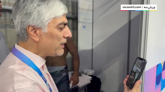 حضور وزیر ورزش و تبریک به برنده مدال طلای کشتی المپیک