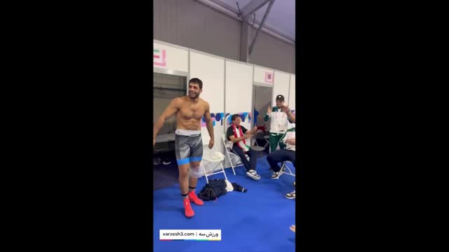 جشن و پایکوبی پس از کسب مدال طلا به سبک مازندرانی در پاریس