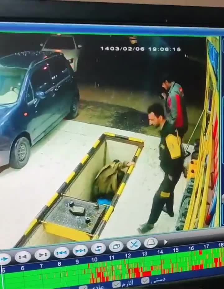   سقوط دردناک به داخل چاله تعمیرگاه خودرو!