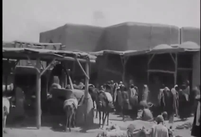   تصاویر کمتر دیده شده از حوالی میدان نقش جهان در شهریور سال ۱۳۰۶