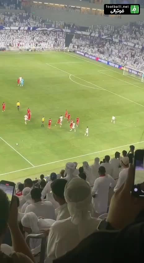   وقتی قلی‌زاده با سیو بطری آب معدنی، بازیکن اماراتی را نجات داد!