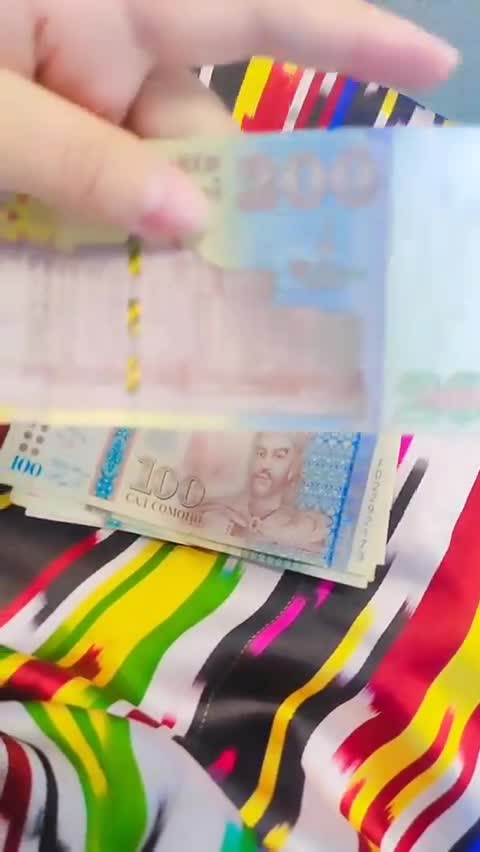   استفاده از چهره مفاخر ایران در اسکناس‌های کشور تاجیکستان؛ از ابن سینا تا رودکی