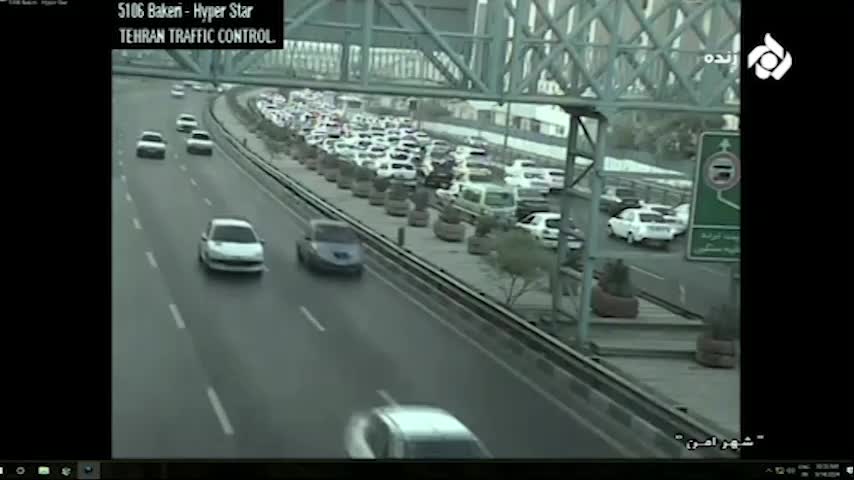   پوشش تصادف برخورد تانکر سوخت با جدول در  بزرگراه شهید باکری روی آنتن زنده در حضور رئیس پلیس راه