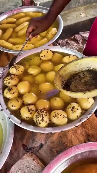   وضعیت فاجعه‌بار بهداشت در غذاهای خیابانی پاکستان!