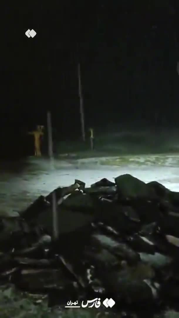   تصاویر جالب از بارش برف در توچال