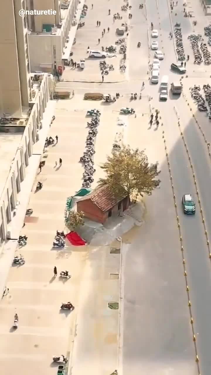   نتیجه جالب سرسختی یک مالک در امتناع از فروش خانه‌اش وسط پروژه ساخت اتوبان!