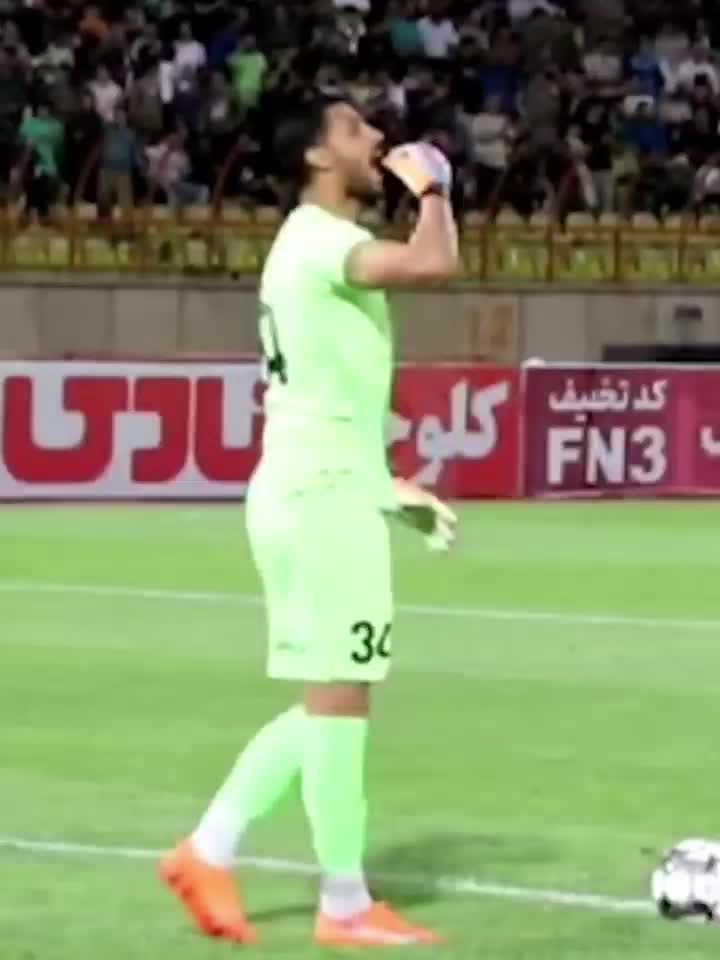   درخواست دروازه‌بان برای رساندن خرما به او؛ وقتی فشار بازیگن استقلال خوزستان افتاد!