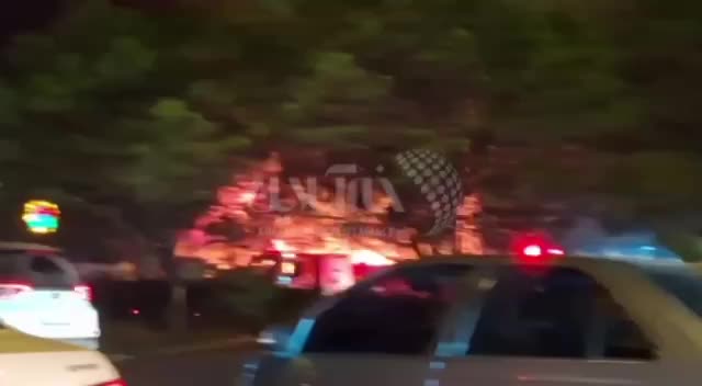   تصاویر تازه و دقیق‌تر از آتش‌سوزی در حاشیه اتوبان آزادگان