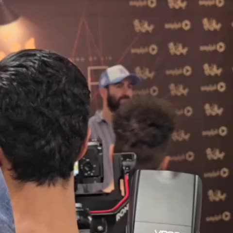   استایل جالب نیما شعبان‌نژاد در اکران خصوصی یک سریال