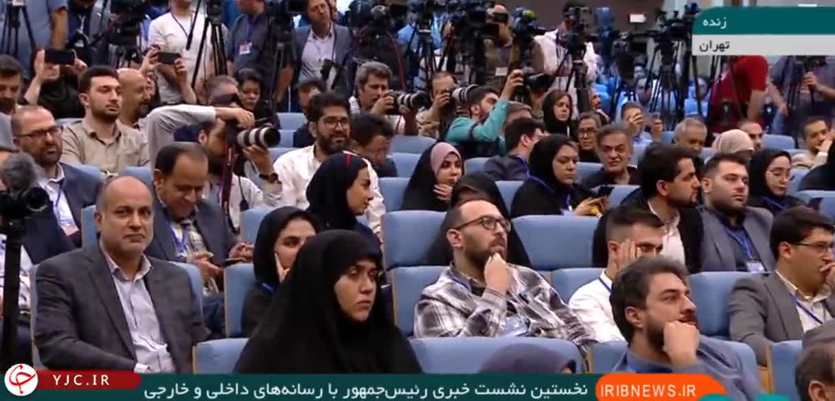   پاسخ رئیس‌جمهور به سوال خبرنگار خبرآنلاین در مورد اتباع افغانستانی در ایران