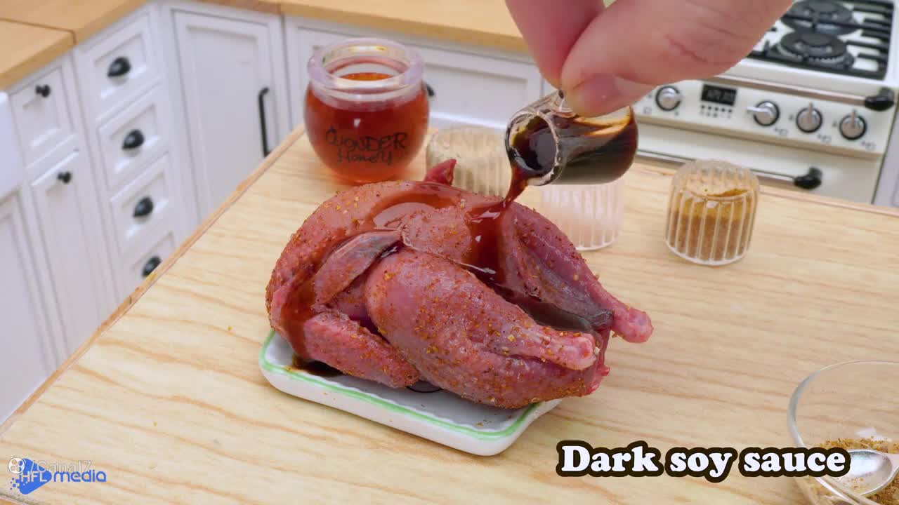 آشپزی مینیاتوری: طرز تهیه مرغ سوخاری لذیذ