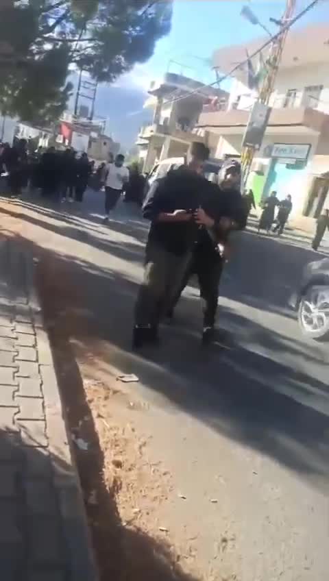   تصاویر جدید از  انفجار چند دستگاه ارتباطی دیگر در بیروت