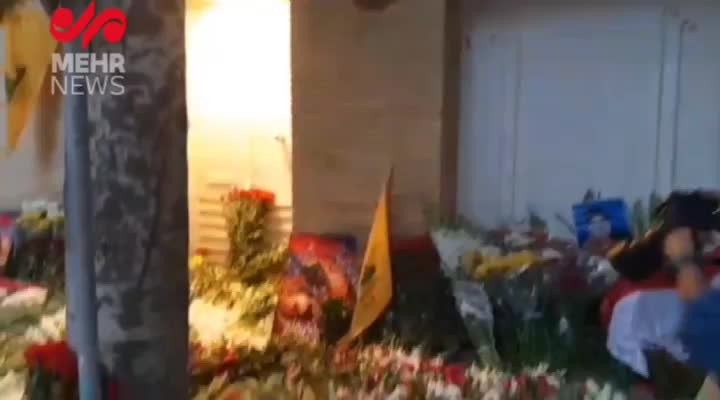   ابراز همدردی مردم تهران با مردم لبنان بعد از حادثه تروریستی