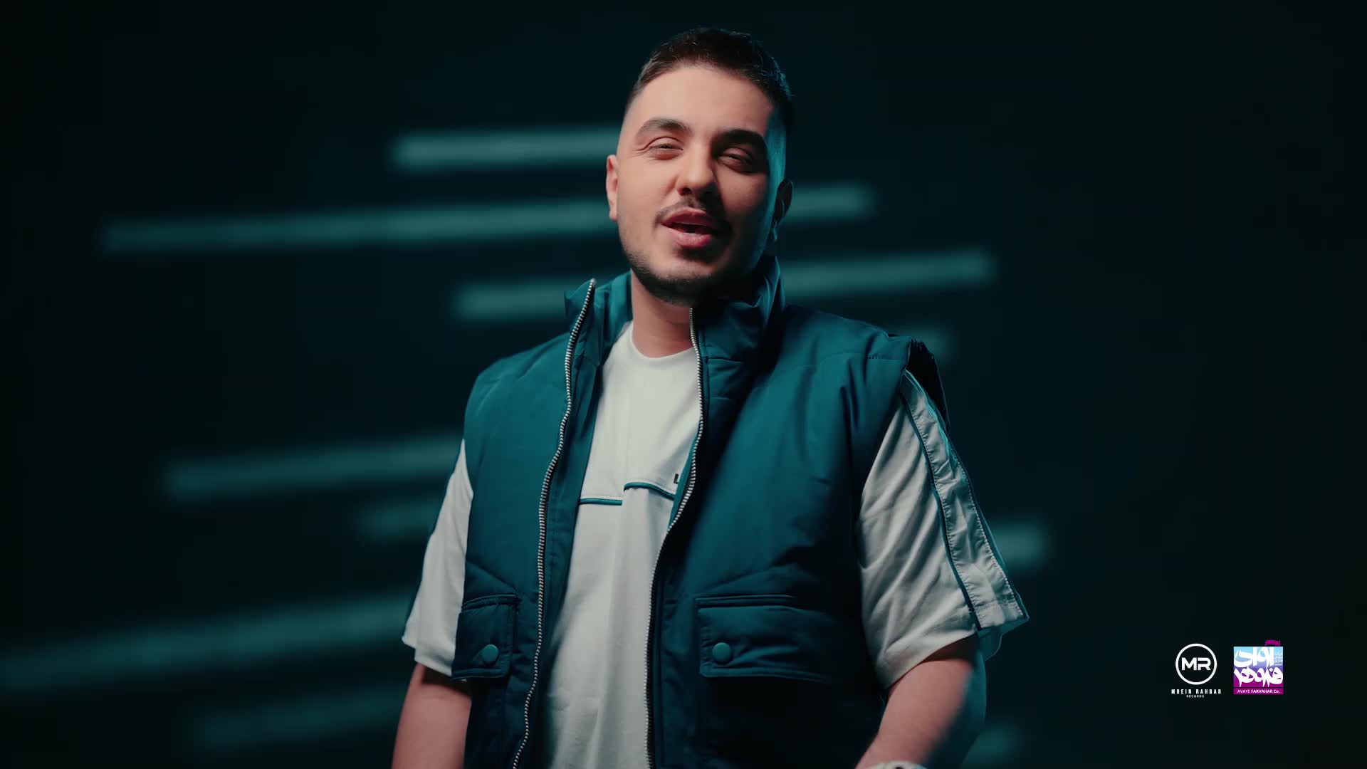 ویدیو آرون افشار به نام بزار همه دنیا بدونه