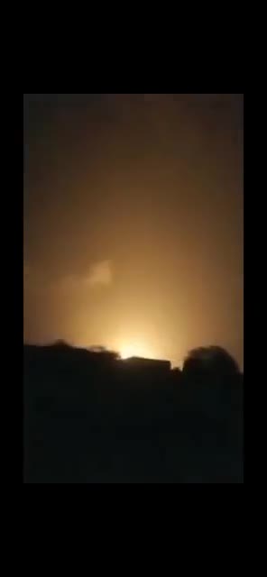   انفجارهای پیاپی در انبار مهمات نیروهای وابسته به ریاض در جنوب یمن