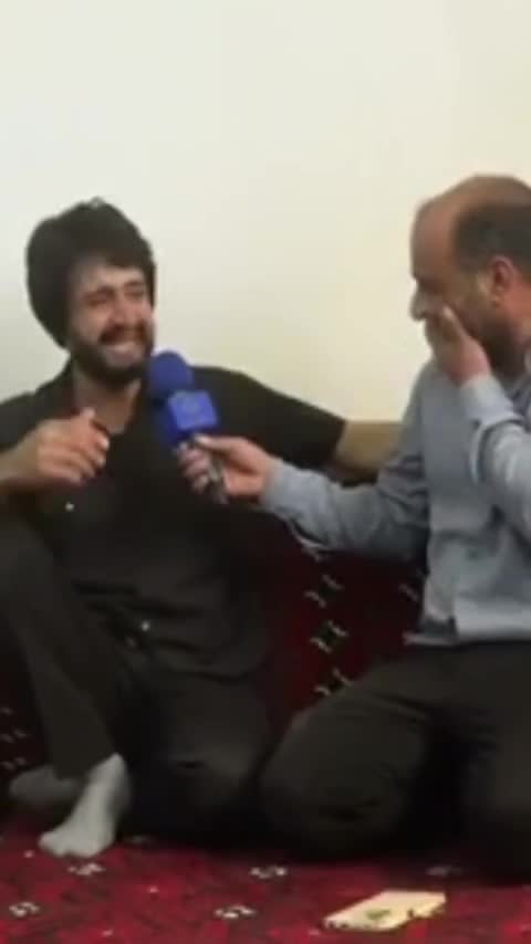   گریه خبرنگار حین مصاحبه با خانواده‌های داغ دیده حادثه معدن طبس