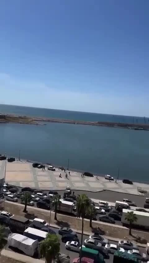    آوارگی دسته جمعی ساکنان جنوب لبنان بر اثر بمباران اسرائیل