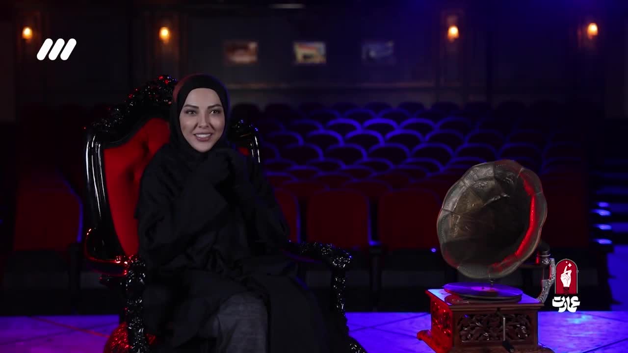   خاطره جالب لیلا اوتادی از مراسم جشن تکلیف: منتظر بودم تا روسری سرم کنم / اسلام پیروز است