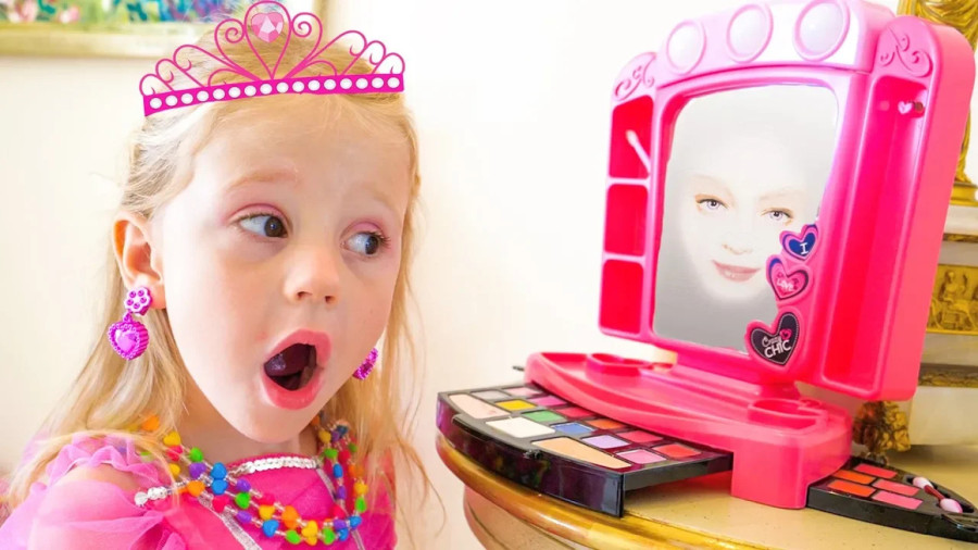 ناستیا و استیسی شو جدید: لوازم آرایش باربی