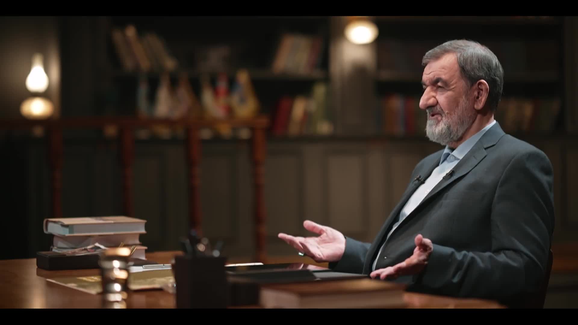   ماجرای عصبانیت رهبر انقلاب از بنی‌صدر از زبان محسن رضایی