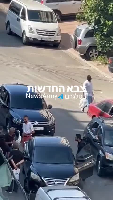   اولین تصاویر از دستگیری فرد مظنون به جاسوسی برای اسرائیل توسط نیروهای امنیتی لبنان