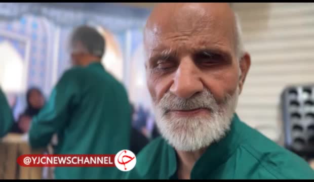   حس و حال خادم نابینا در چایخانه حرم امام رضا(ع)