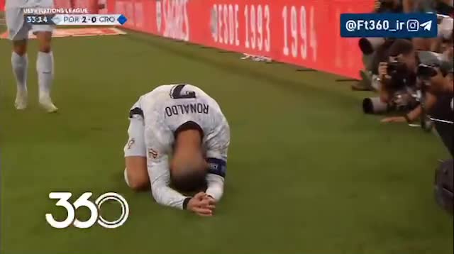   اشک رونالدو بعد از زدن گل شماره ۹۰۰