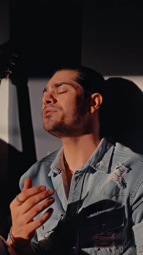 دانلود آهنگ مجاب تو نیستی