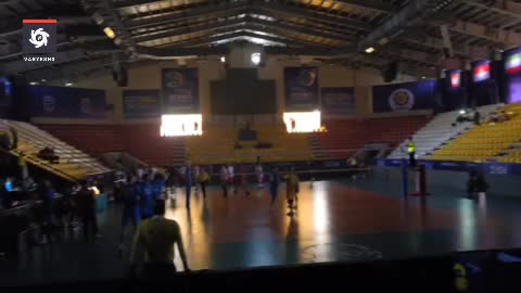   آبروریزی در یزد؛ قطع برق پی در پی در بازی افتتاحیه