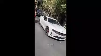 اختلاف طبقاتی: جولان خودروهای چند میلیاردی در خیابان فرشته تهران با پلاک‌های عجیب!