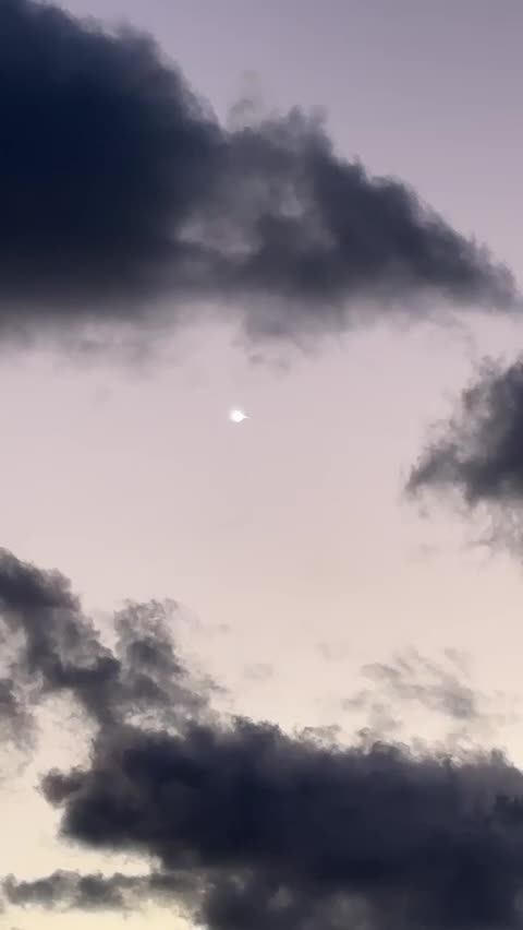   استارشیپ در آسمان منفجر شد