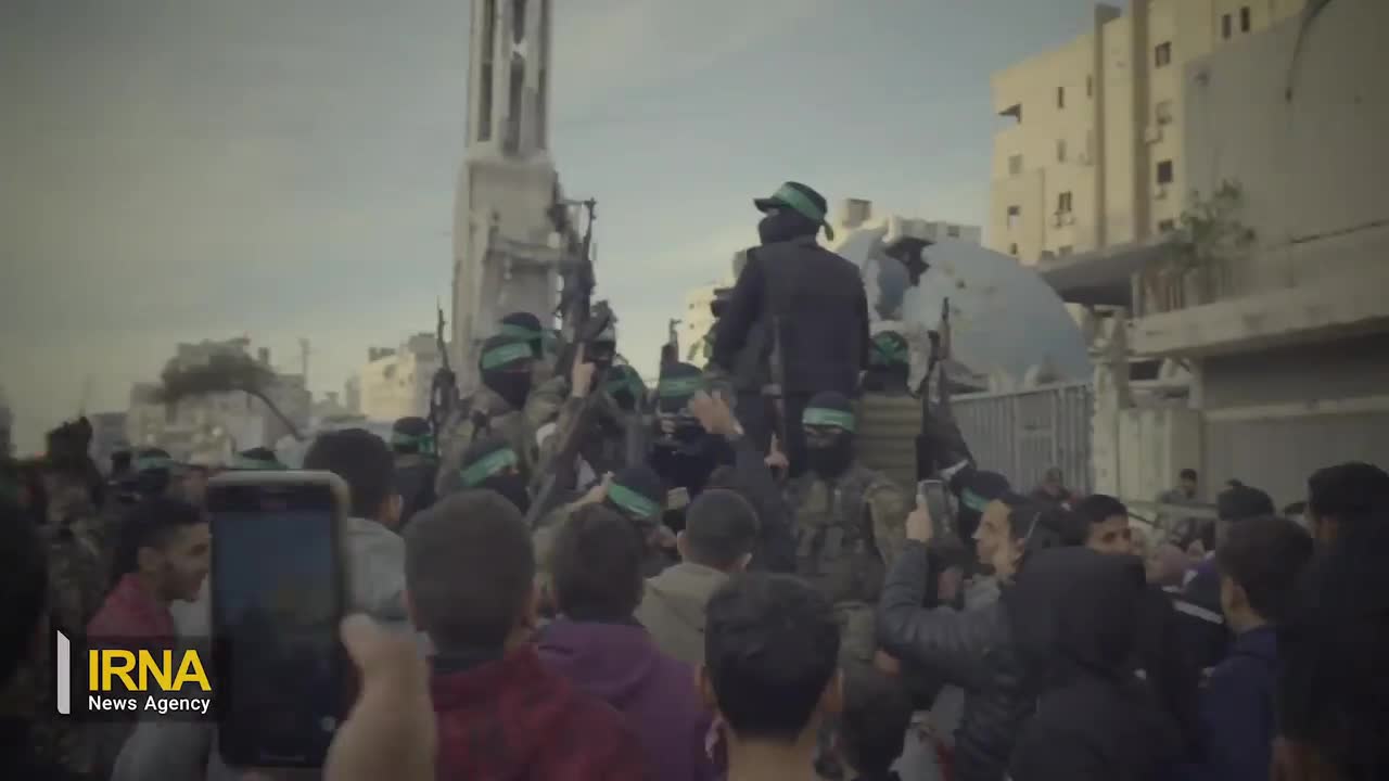   گردان‌های القسام فیلمی از لحظه تحویل سه اسیر اسرائیلی را منتشر کرد