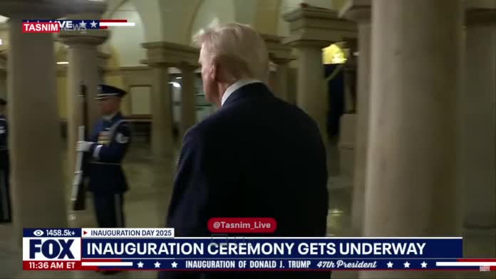   تصاویری تازه از لحظه ورود ترامپ رئیس‌جمهور جدید آمریکا به ساختمان کنگره