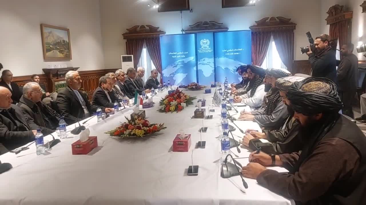   وزیر امور خارجه طالبان در دیدار با عراقچی: امیدواریم این دیدار سطح روابط‌مان را ارتقا دهد