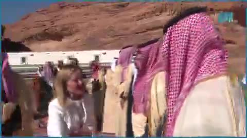   دیدار محمد بن سلمان ولیعهد سعودی با جورجیا ملونی نخست وزیر ایتالیا در اقامتگاه زمستانی العلا