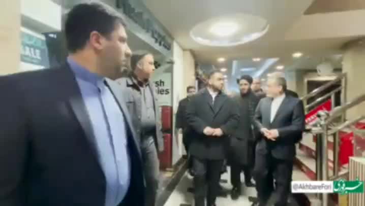   استقبال شهروندان افغانستانی از عراقچی در کابل